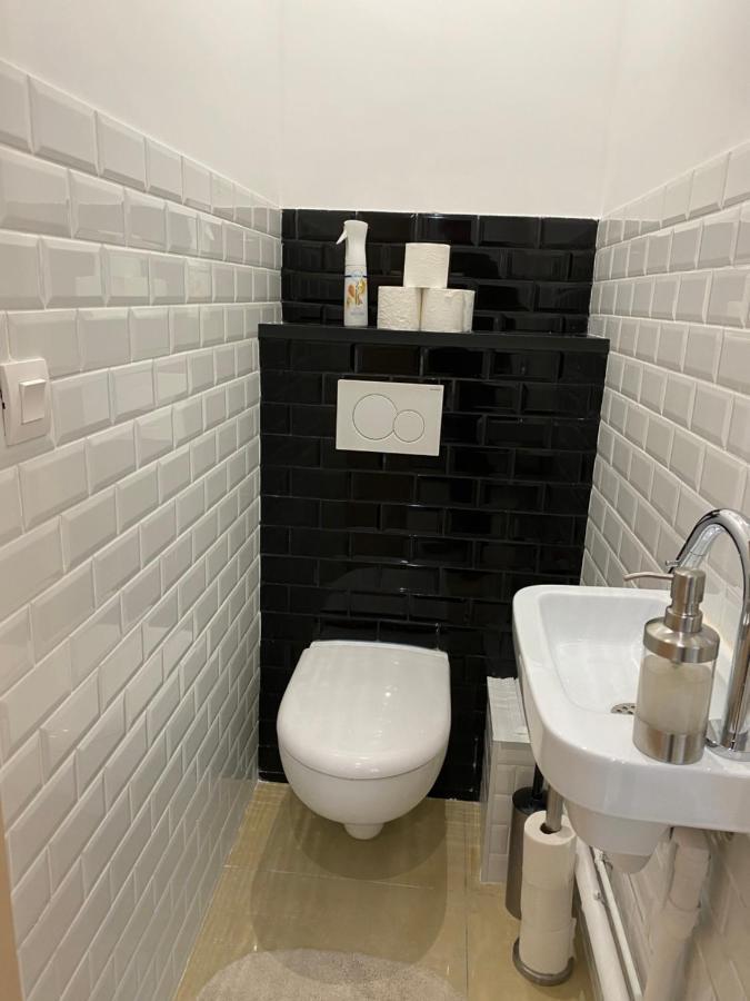 Large And Unique Souplex 60Sqm, Well Located Daire Paris Dış mekan fotoğraf